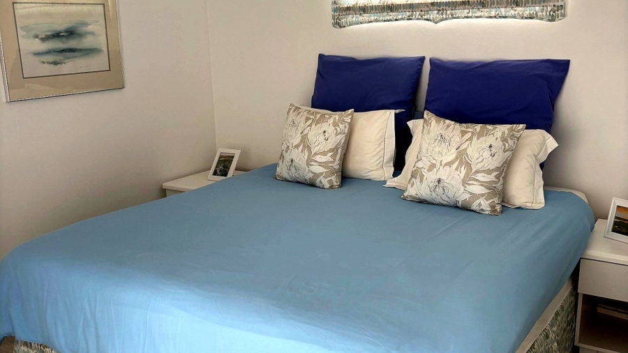 4 Bedroom Property for Sale in Beachy Head Western Cape